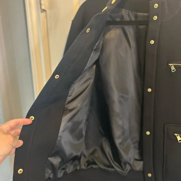 🖤”& Other Stories” Black Jacket with Gold Button Accents & Zippered Pockets Sz 6 - Picture 7 of 13